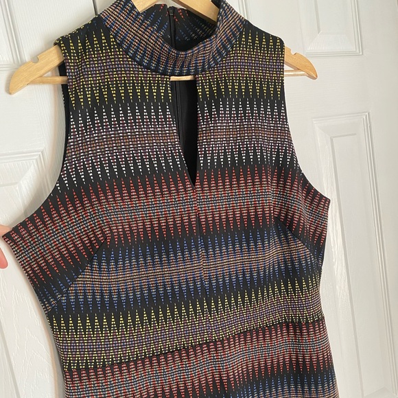 Maggie London dress - Picture 3 of 10